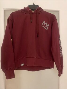 Kids XS Mammoth Mountain Burgundy Hoodie Long Sleeve with Front Pocket and Logo
